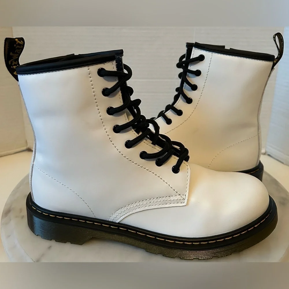Dr. Martens nwot dr